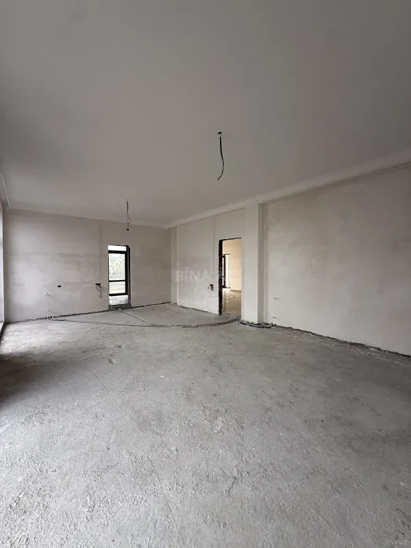 Satılır 5 otaqlı həyət evi 380 m²