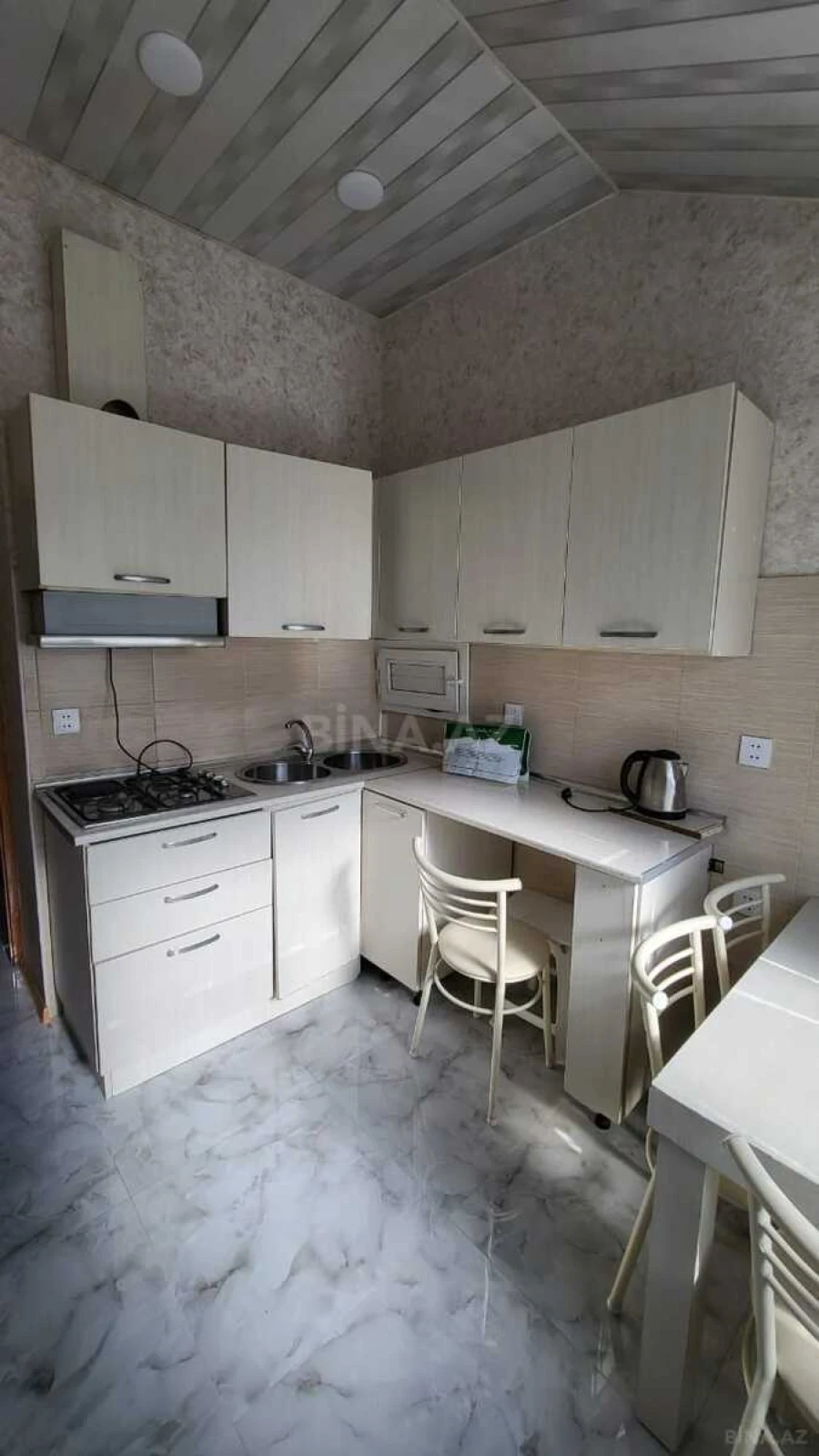 Satılır 3 otaqlı mənzil 85 m²