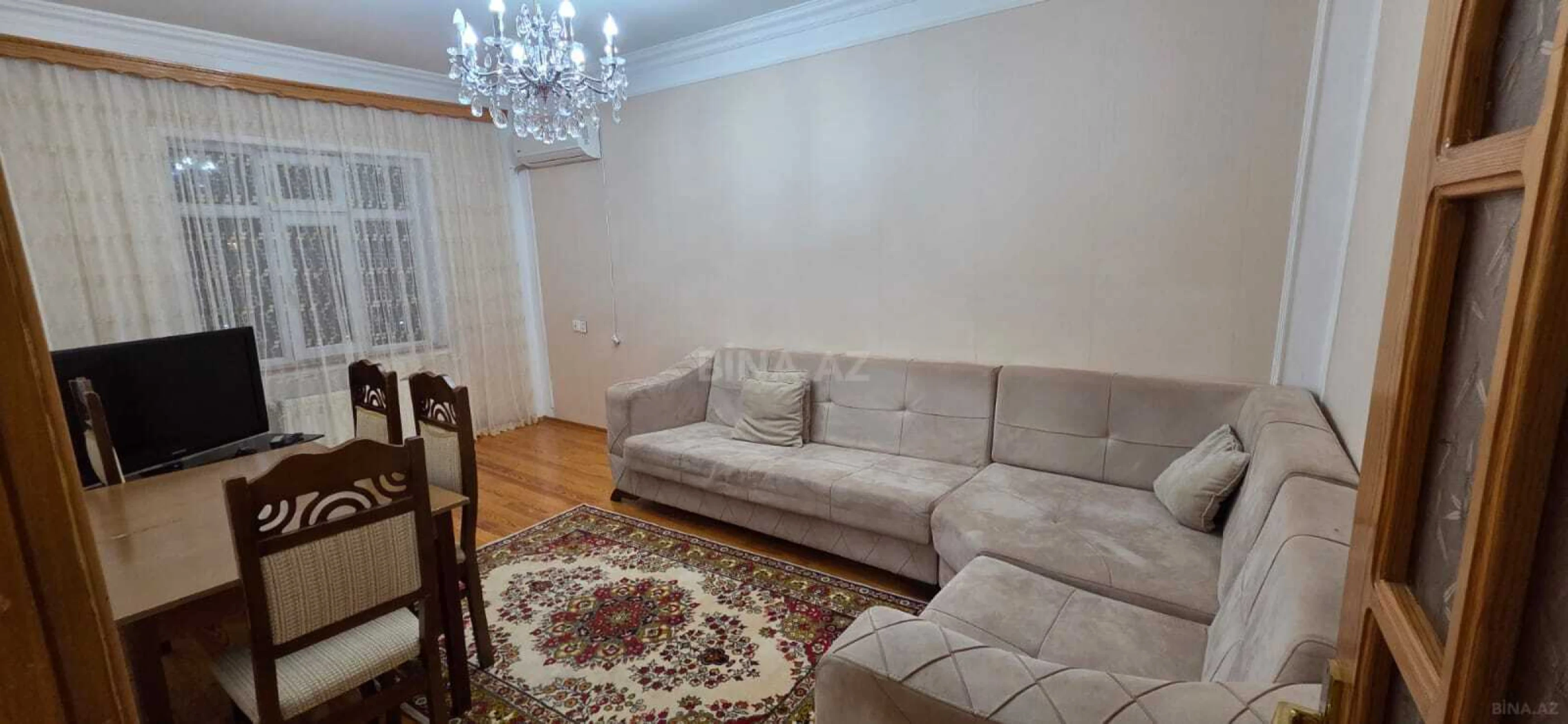 Kirayə verilir 2 otaqlı mənzil 65 m²