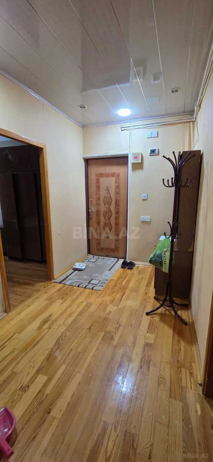 Kirayə verilir 2 otaqlı mənzil 65 m²