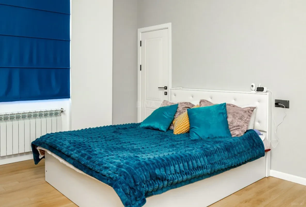 Satılır 5 otaqlı həyət evi 160 m²