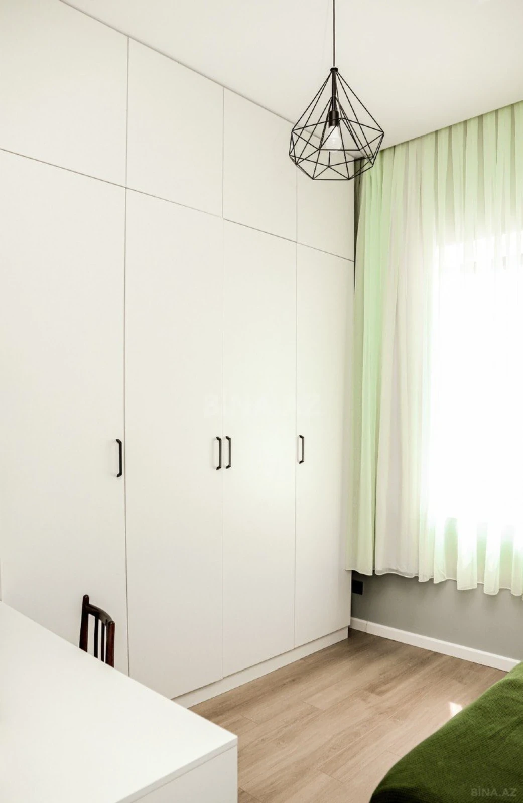 Satılır 5 otaqlı həyət evi 160 m²