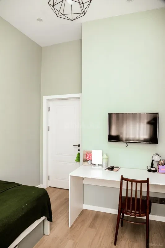 Satılır 5 otaqlı həyət evi 160 m²