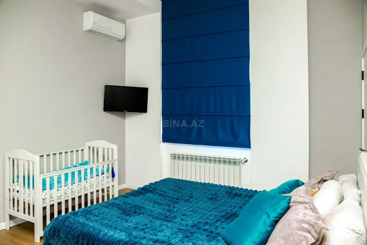 Satılır 5 otaqlı həyət evi 160 m²