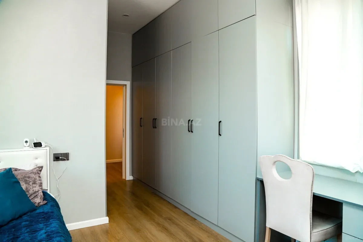 Satılır 5 otaqlı həyət evi 160 m²