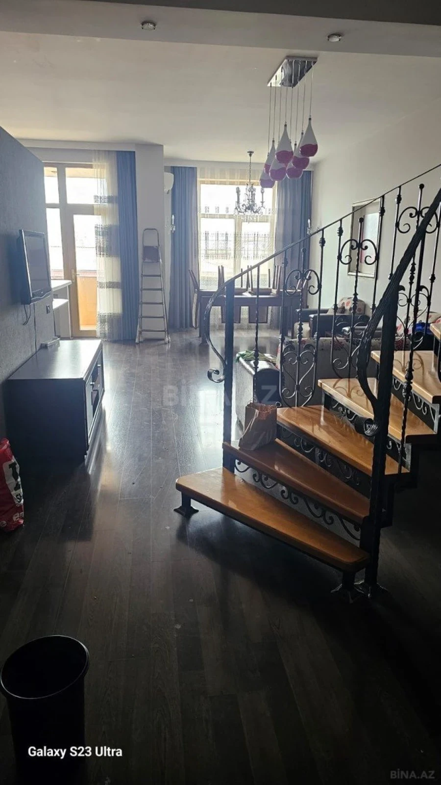 Kirayə verilir 3 otaqlı mənzil 134 m²