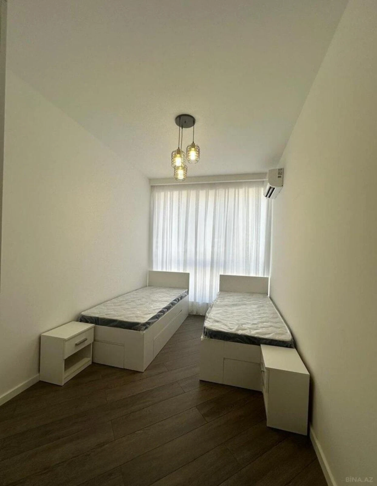 Satılır 3 otaqlı mənzil 95 m²