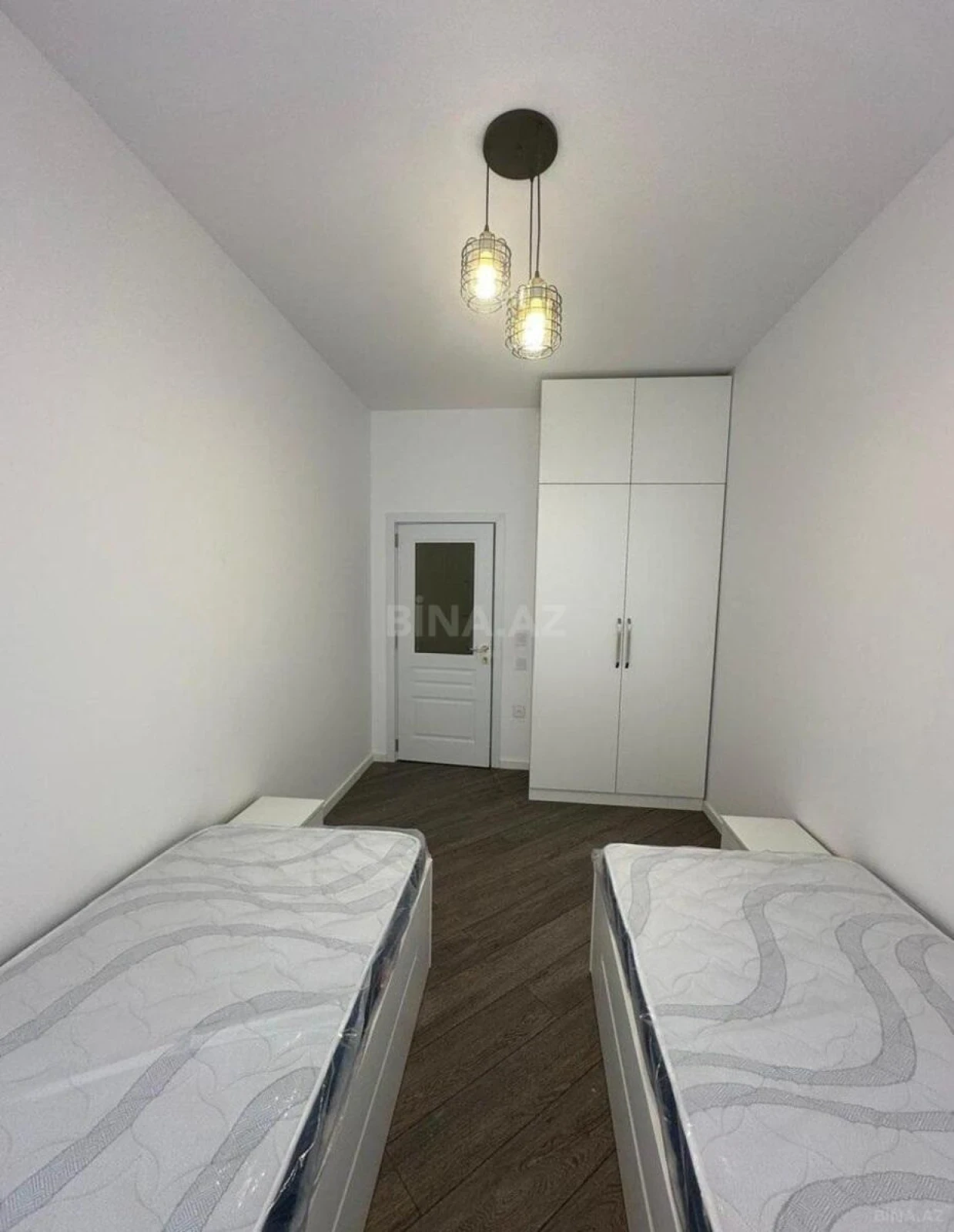 Satılır 3 otaqlı mənzil 95 m²