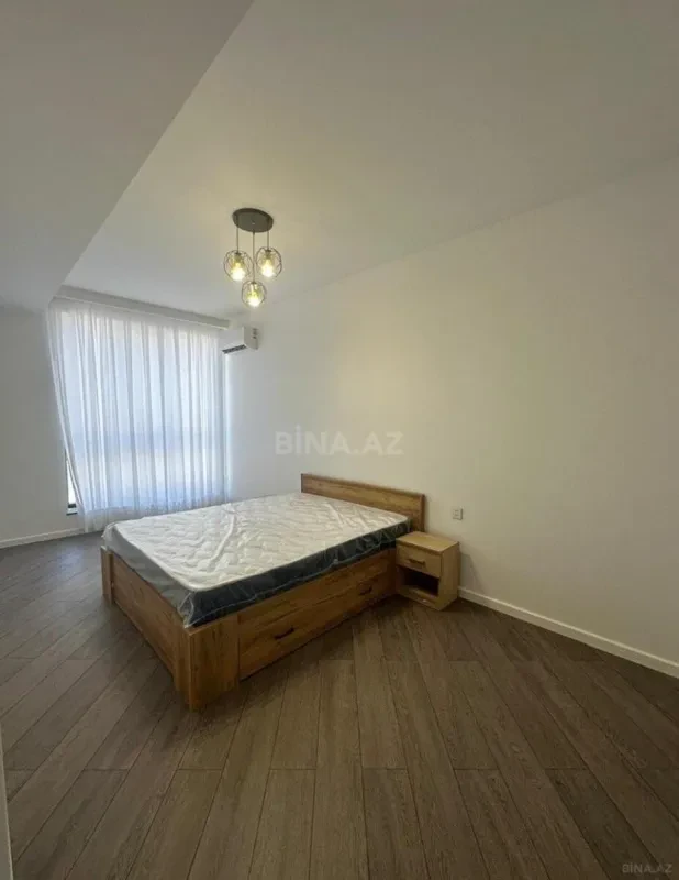 Satılır 3 otaqlı mənzil 95 m²