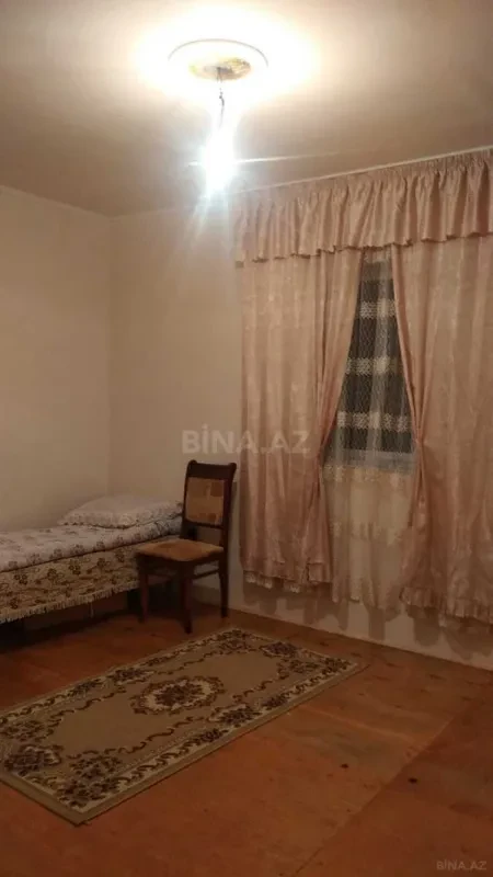 Satılır 4 otaqlı həyət evi 150 m²