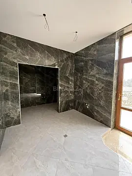 Satılır 5 otaqlı həyət evi 380 m²
