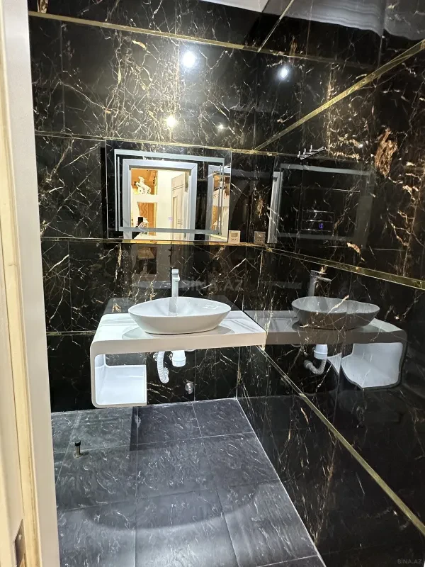 Kirayə verilir 3 otaqlı mənzil 106 m²