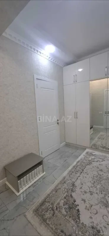 Satılır 2 otaqlı mənzil 63 m²
