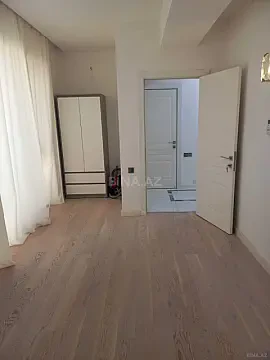 Kirayə verilir 3 otaqlı mənzil 120 m²