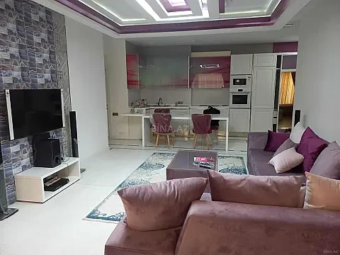 Kirayə verilir 3 otaqlı mənzil 120 m²