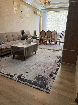 Satılır 4 otaqlı mənzil 109 m²