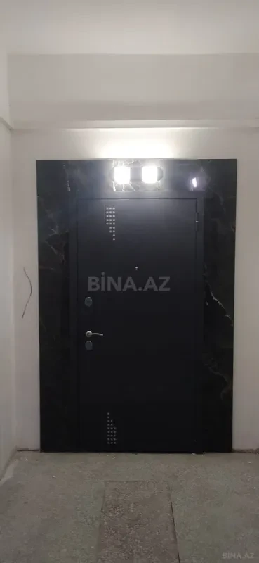 Kirayə verilir 4 otaqlı mənzil 140 m²
