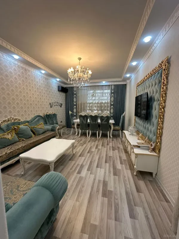 Satılır 4 otaqlı mənzil 137 m²