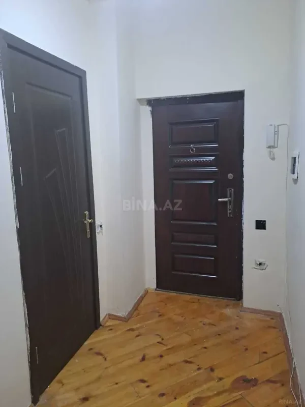 Kirayə verilir 2 otaqlı mənzil 98 m²