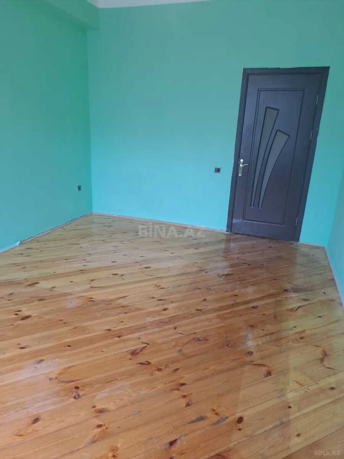 Kirayə verilir 2 otaqlı mənzil 98 m²