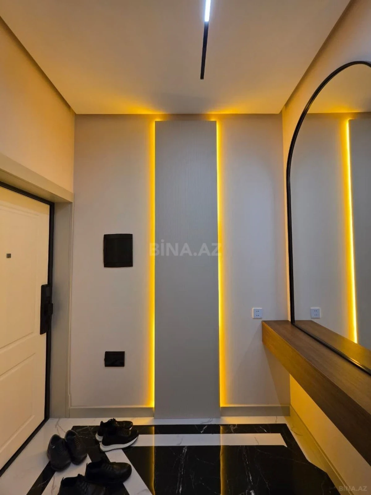 Satılır 3 otaqlı mənzil 125 m²