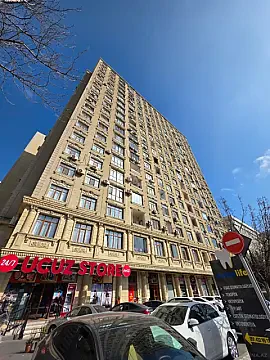 Satılır 3 otaqlı mənzil 125 m²