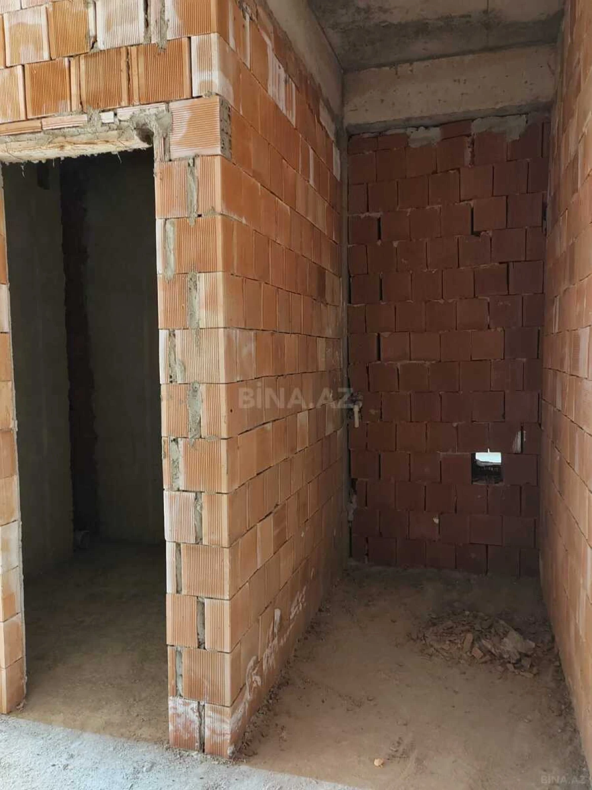 Satılır 1 otaqlı mənzil 50 m²