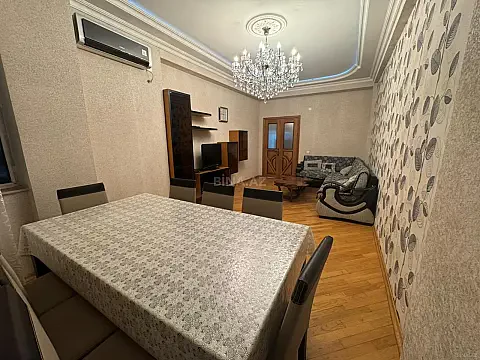 Satılır 3 otaqlı mənzil 120 m²