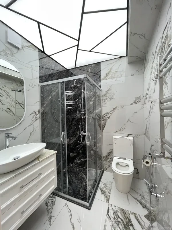 Satılır 2 otaqlı mənzil 75 m²
