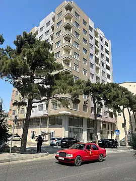 Satılır 3 otaqlı mənzil 130 m² — Bakı 3 otaq 130.00 m²