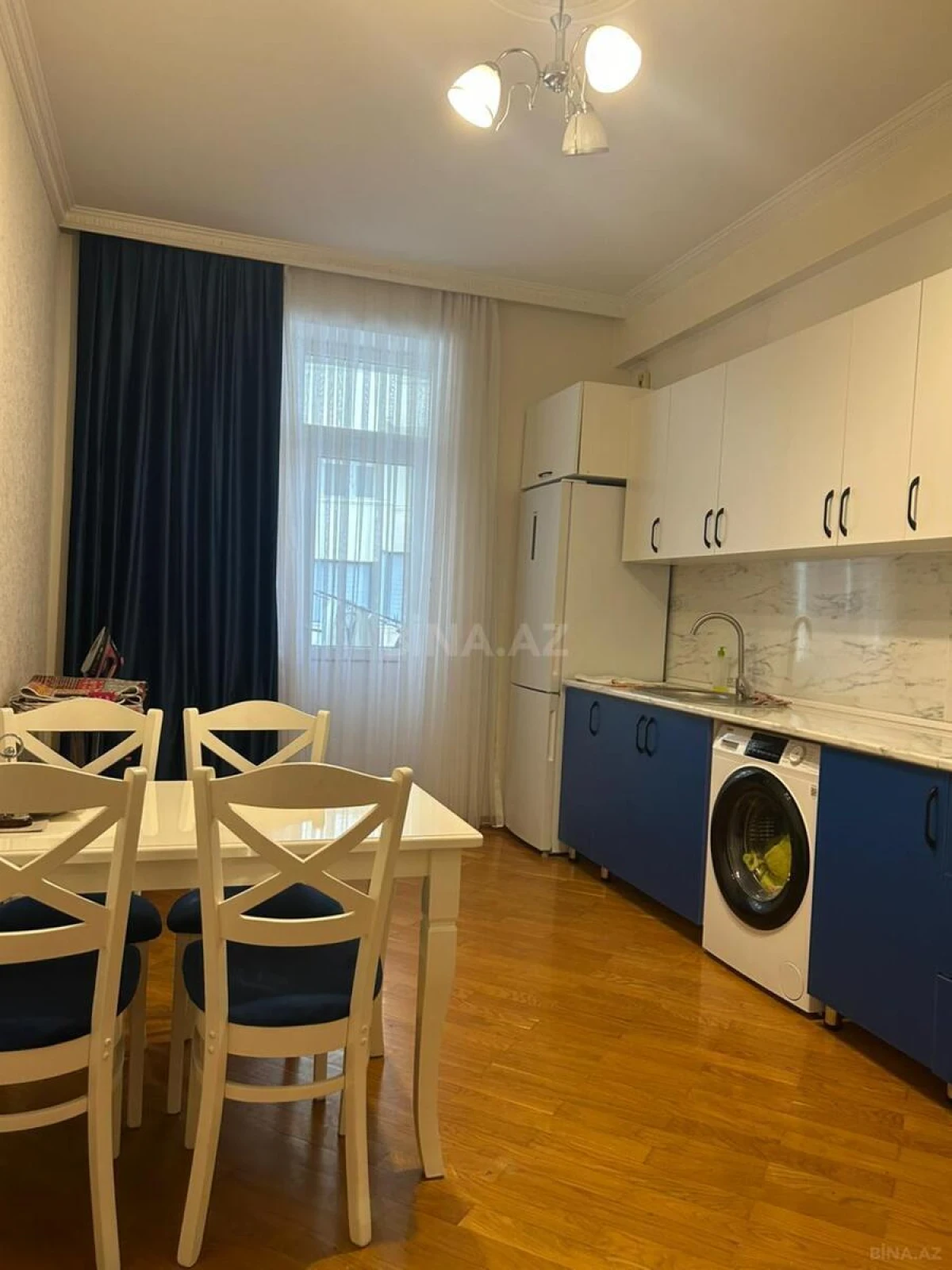 Kirayə verilir 2 otaqlı mənzil 95 m²