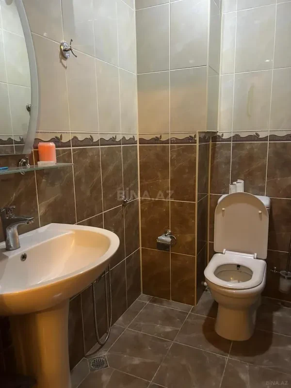 Kirayə verilir 2 otaqlı mənzil 95 m²