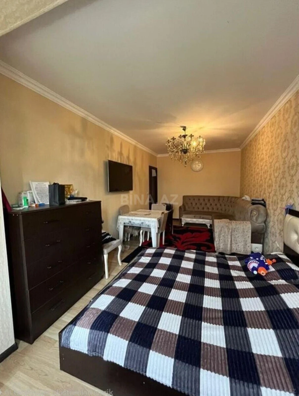 Satılır 4 otaqlı mənzil 120 m²