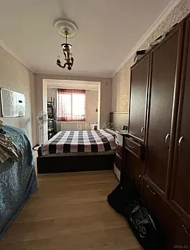 Satılır 4 otaqlı mənzil 120 m²
