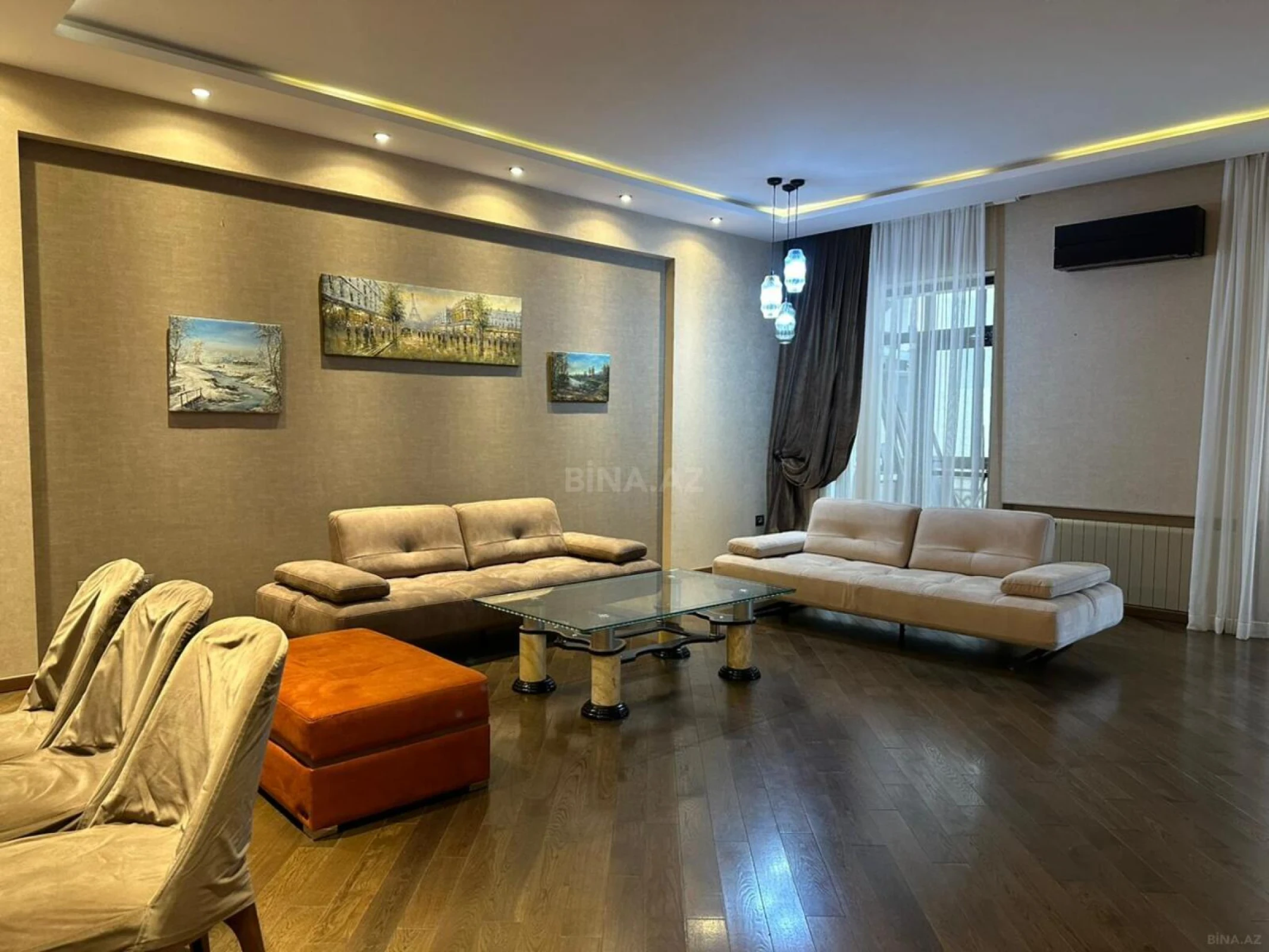 Kirayə verilir 4 otaqlı mənzil 190 m²