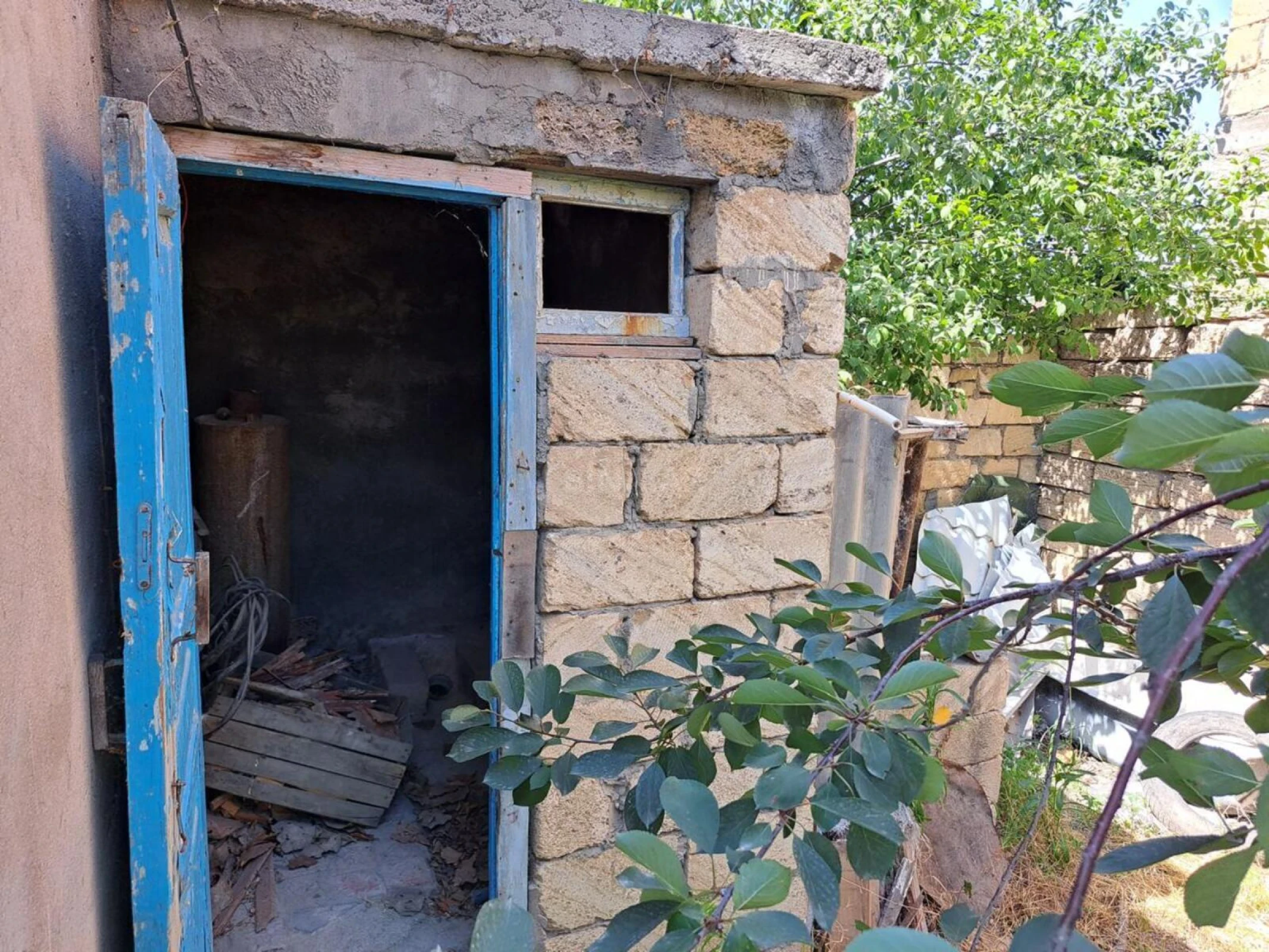 Satılır 2 otaqlı həyət evi 65 m²