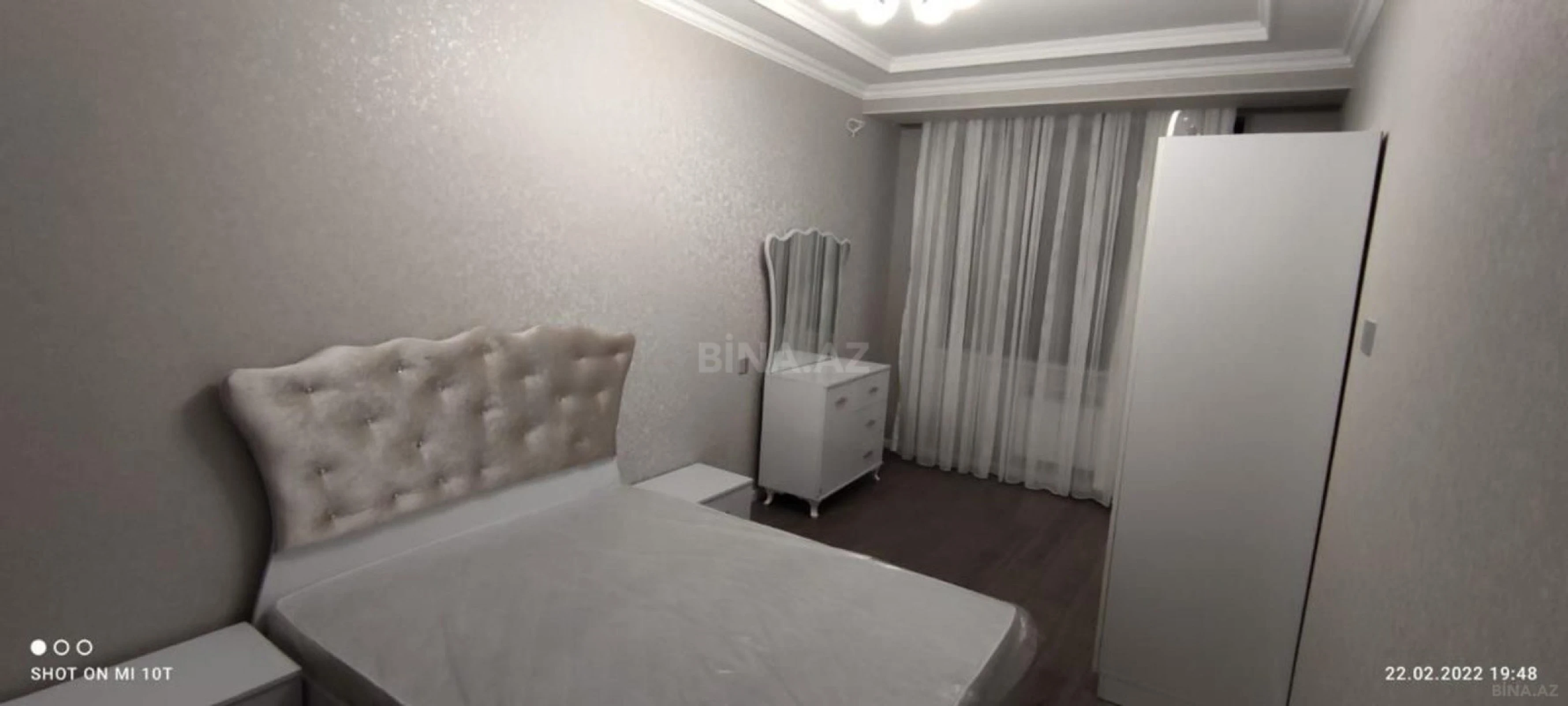 Satılır 3 otaqlı mənzil 95 m²