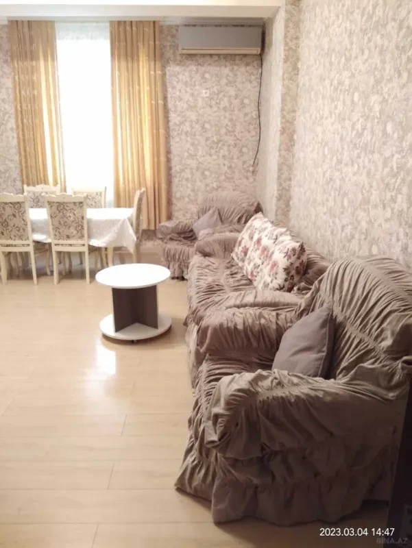 Kirayə verilir 4 otaqlı mənzil 150 m²