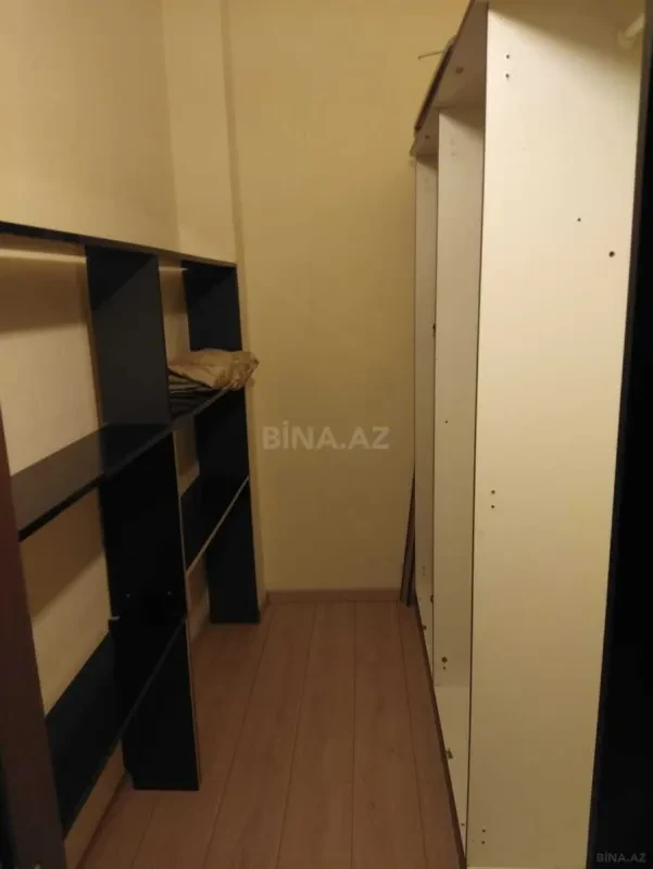 Kirayə verilir 4 otaqlı mənzil 150 m²
