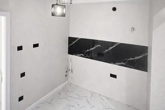 Satılır 2 otaqlı mənzil 70 m²