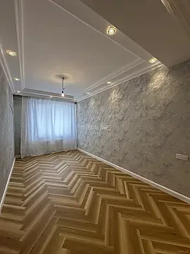 Satılır 2 otaqlı mənzil 75 m²