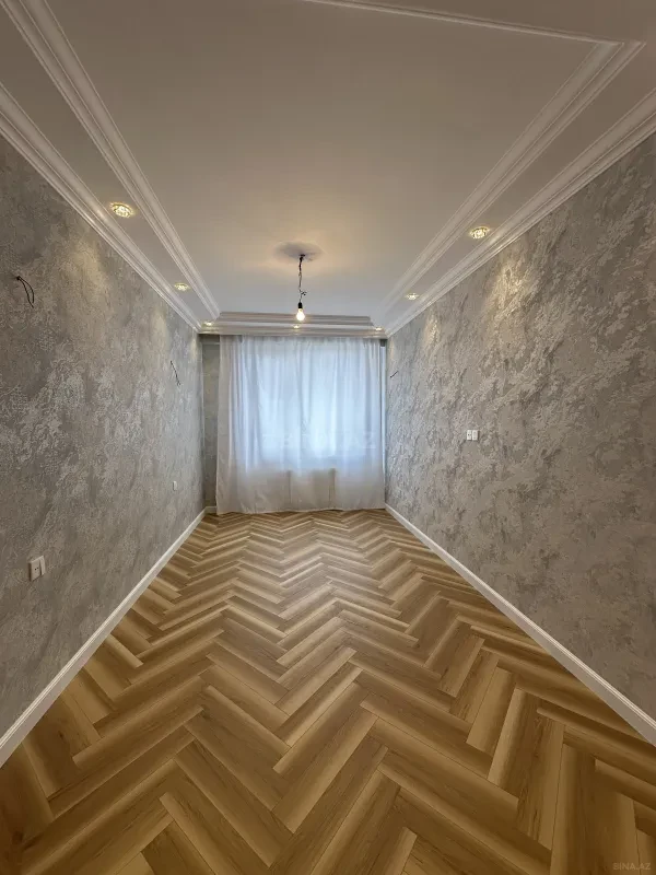Satılır 2 otaqlı mənzil 75 m²