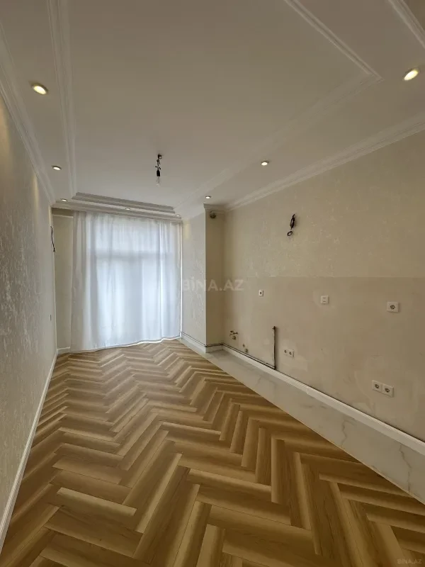 Satılır 2 otaqlı mənzil 75 m²