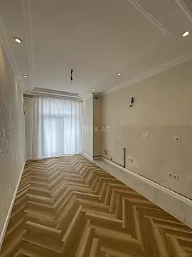 Satılır 2 otaqlı mənzil 75 m²
