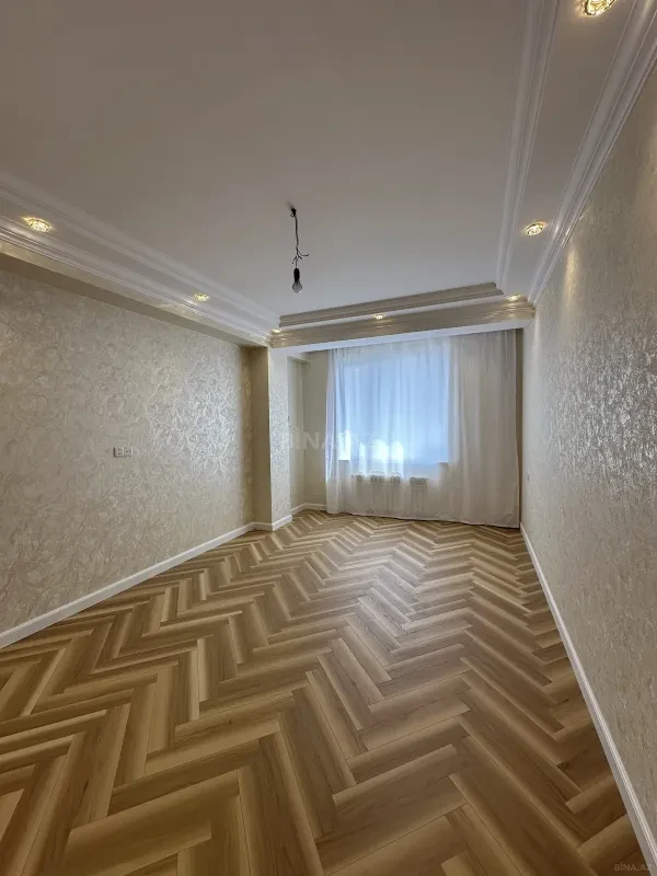 Satılır 2 otaqlı mənzil 75 m²