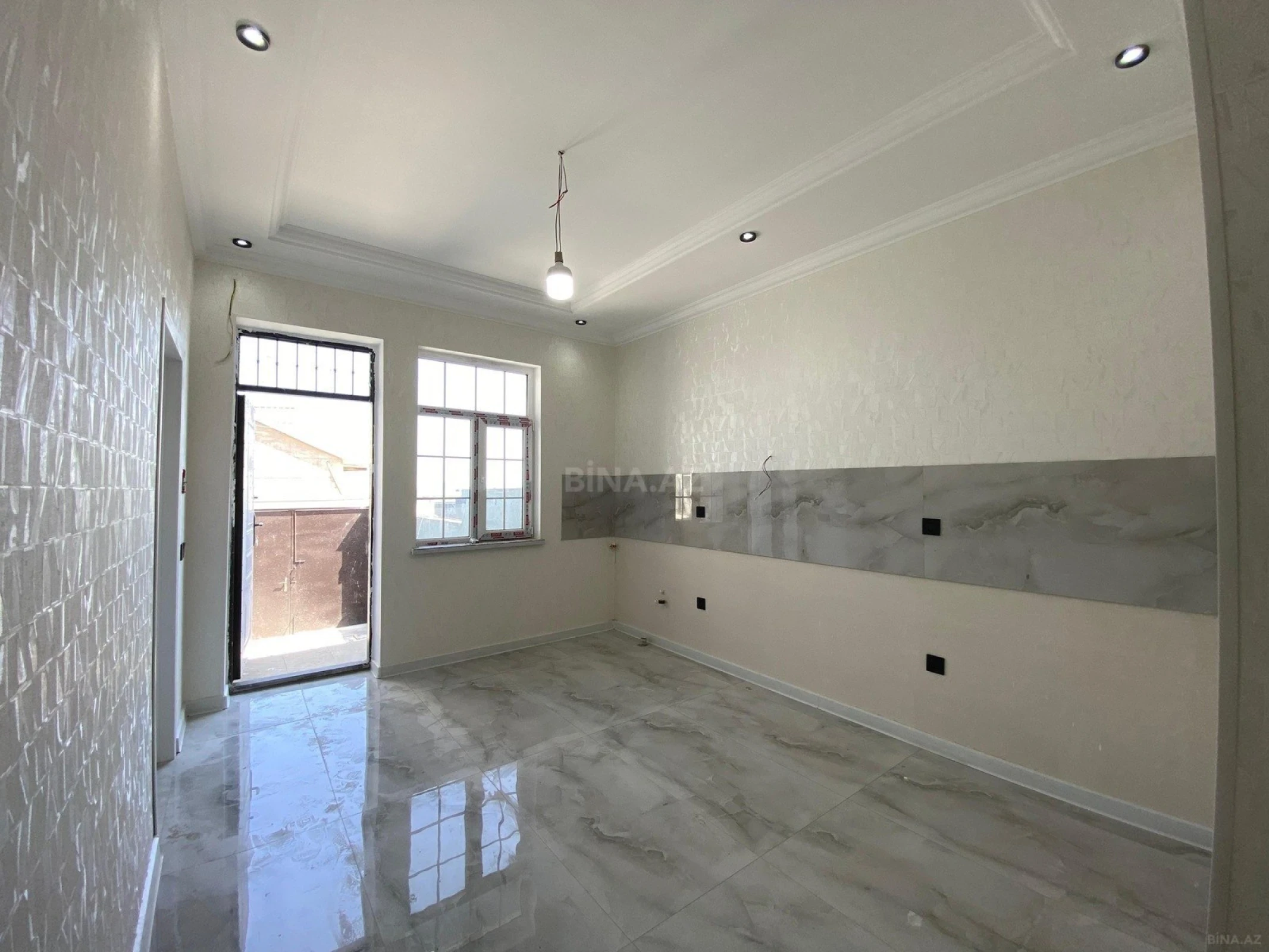 Satılır 4 otaqlı həyət evi 100 m²