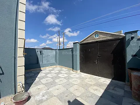 Satılır 4 otaqlı həyət evi 100 m²