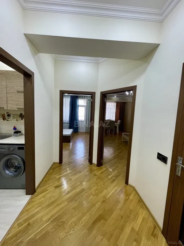 Kirayə verilir 2 otaqlı mənzil 65 m²