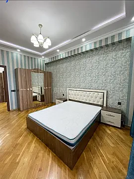 Kirayə verilir 2 otaqlı mənzil 65 m²