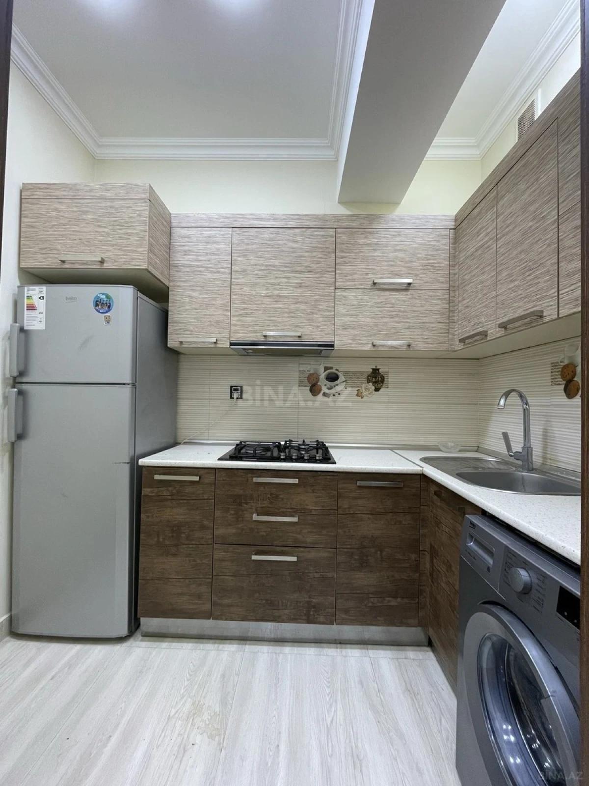 Kirayə verilir 2 otaqlı mənzil 65 m²
